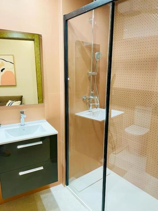 Appartamento Casa Emilia Caces Esterno foto